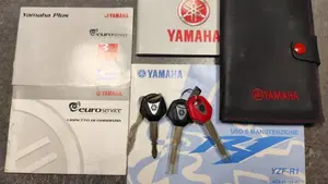 Yamaha YZF R1 (2007 - 08)  (15)