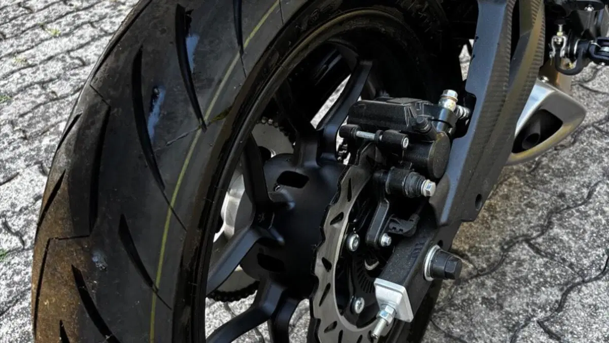 Motron Motorcycles Nomad 125 (2022 - 26)  (7)