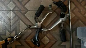 Harley-Davidson 883 Custom (2001 - 05) - XL 53C  (18)