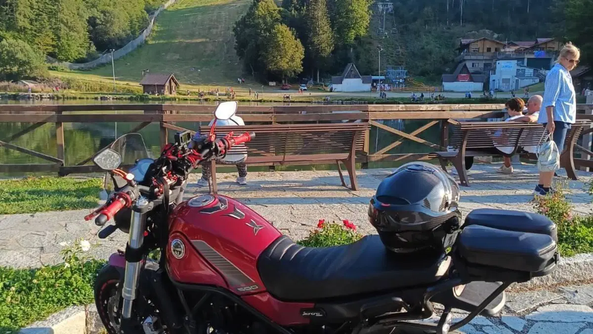 Benelli Leoncino 500 ABS (2017 - 20)  (2)