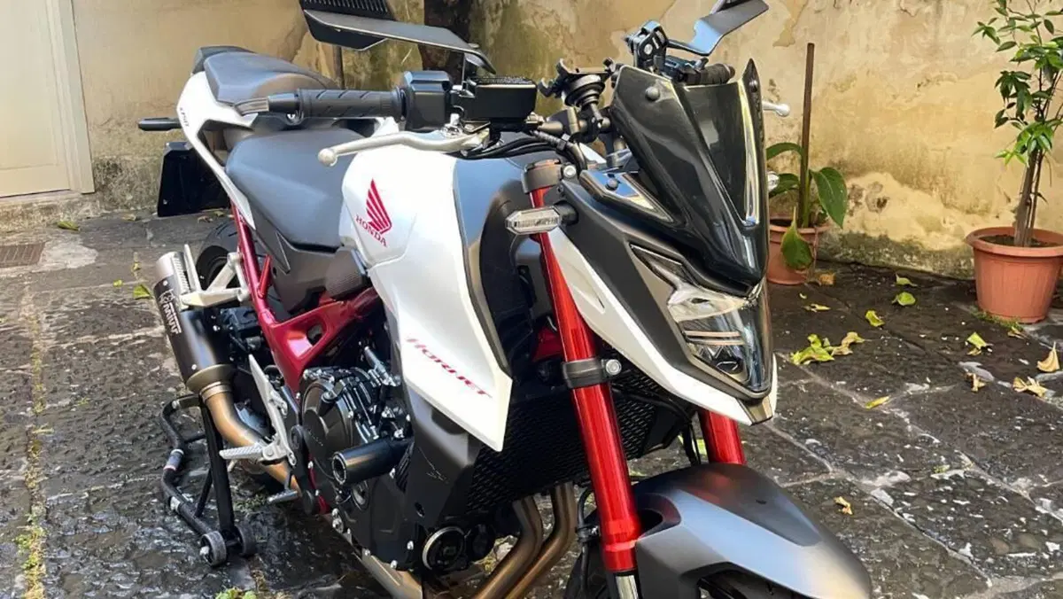 Honda CB 750 Hornet (2023 - 24) 