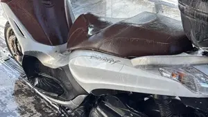 Piaggio Beverly 300 i.e. ABS-ASR (2016 - 20)  (3)