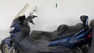 Suzuki Burgman AN 400 (2001 - 02) usata