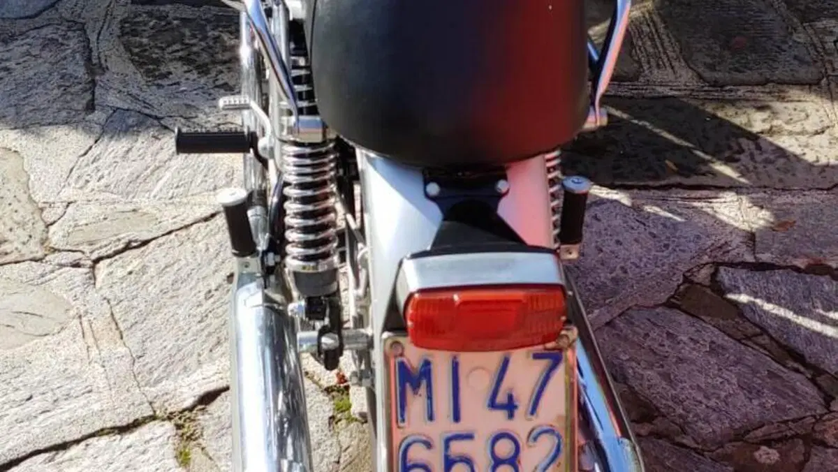Moto Guzzi   (4)