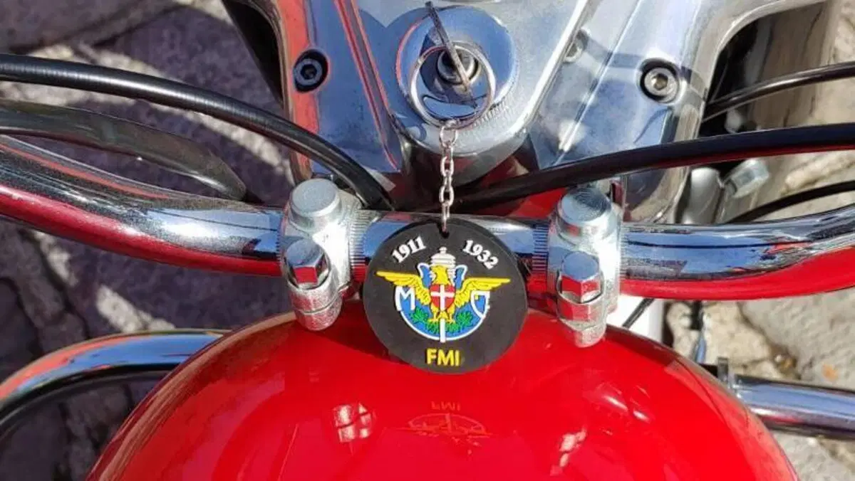 Moto Guzzi   (5)