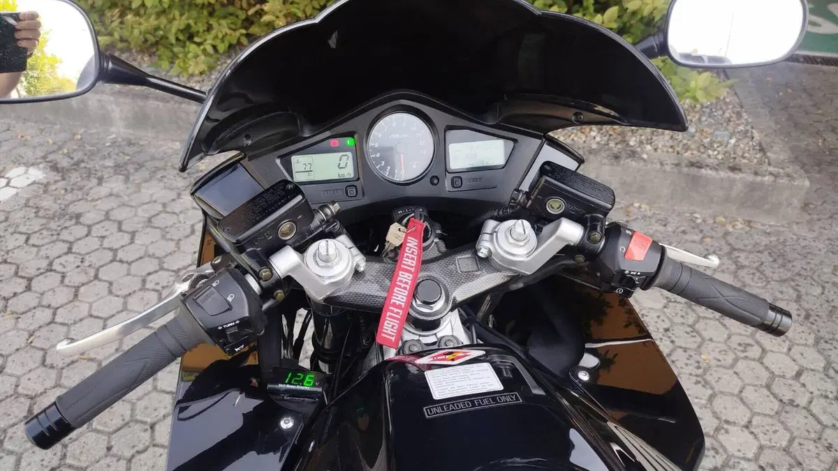 Honda VFR 800 (2002 - 05)  (16)