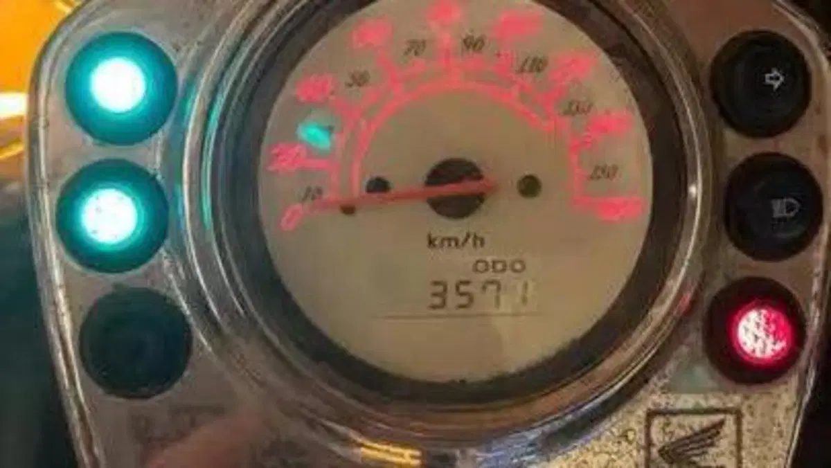 Honda Shadow 125  (6)