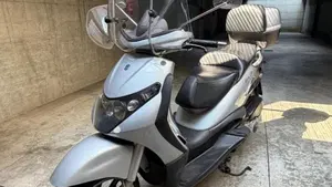 Piaggio Beverly 125 (2002 - 06)  (4)