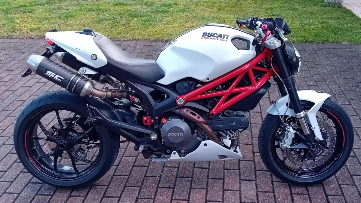 Ducati Monster 796 (2010 - 13) 