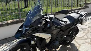 Bmw R 1300 GS Triple Black (2023 - 26)  (2)