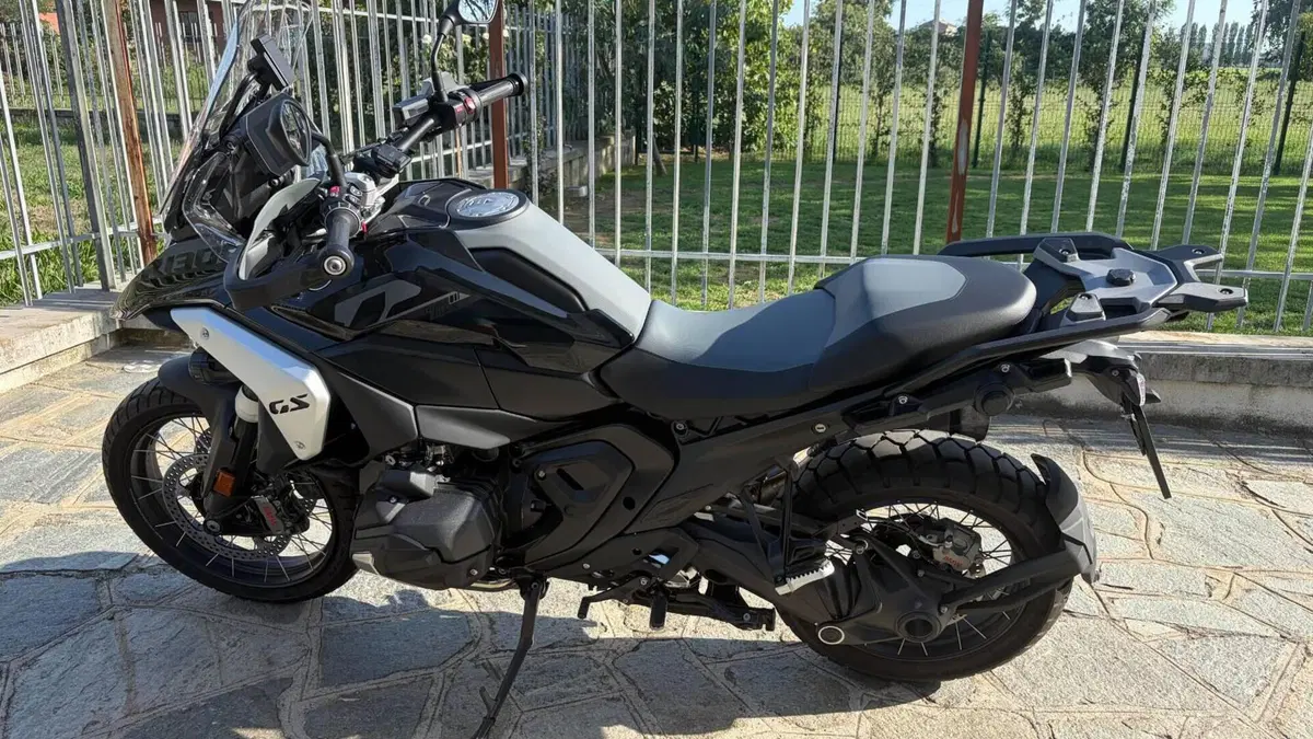 Bmw R 1300 GS Triple Black (2023 - 26)  (3)