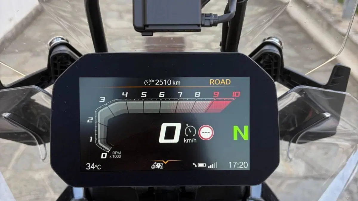 Bmw R 1300 GS Triple Black (2023 - 26)  (8)