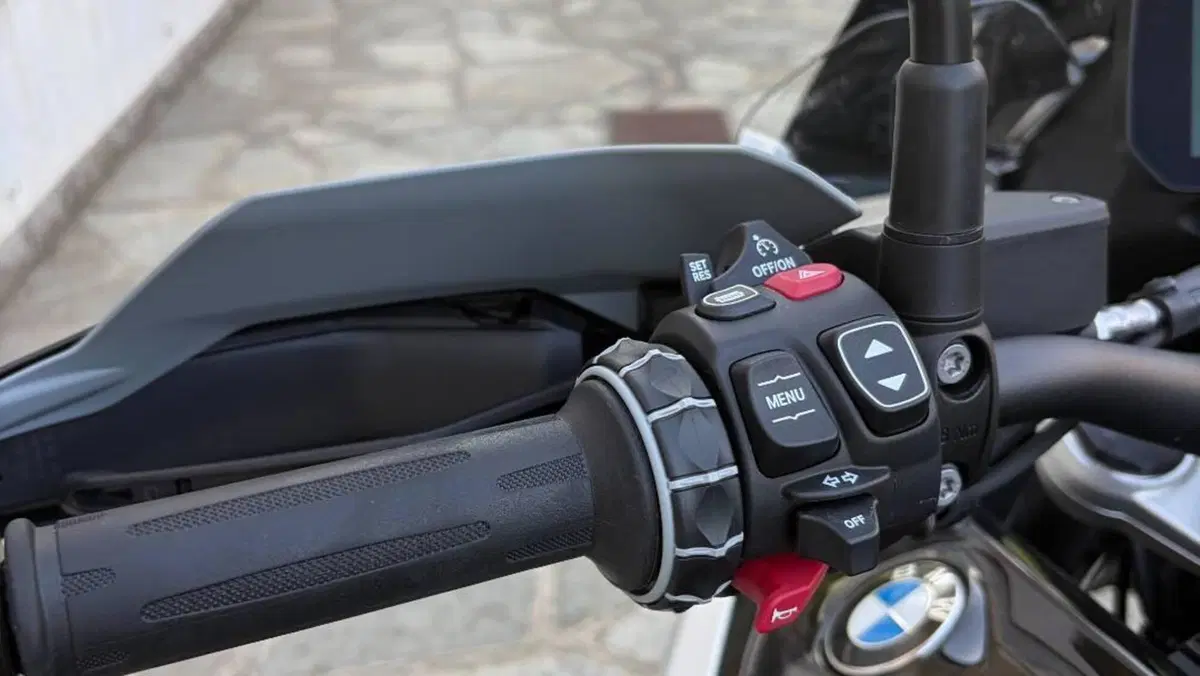 Bmw R 1300 GS Triple Black (2023 - 26)  (13)