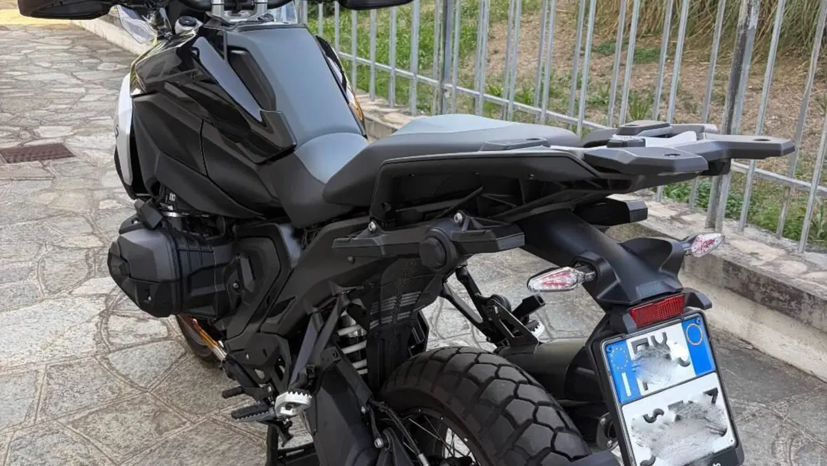 Bmw R 1300 GS Triple Black (2023 - 26)  (16)