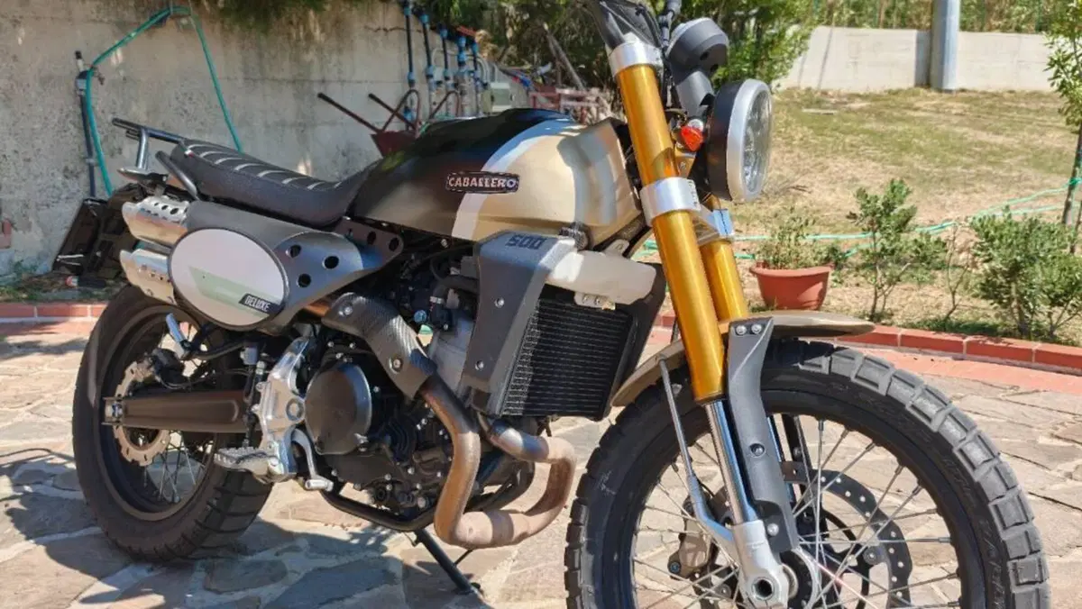 Fantic Motor Caballero 500 Scrambler Deluxe (2021 - 23)  (3)