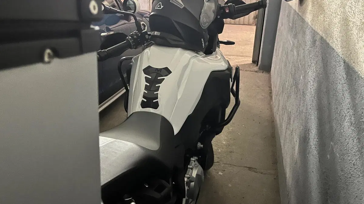 Bmw F 750 GS (2021 - 24)  (3)