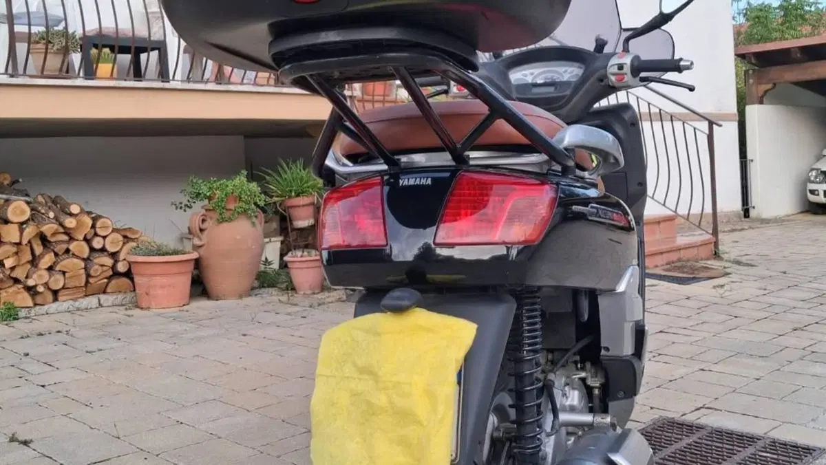 Yamaha XC 300 Versity  (7)