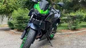 Kawasaki Z 500 SE (2024 - 26) 
