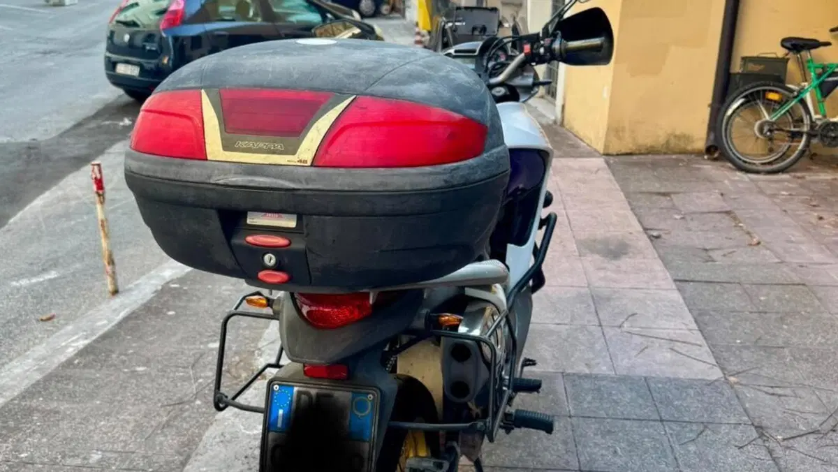Honda Transalp XL 700 V (2007 - 13)  (5)