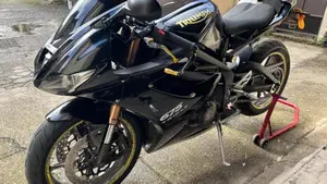 Triumph Daytona 675 ABS (2009 - 13)  (2)