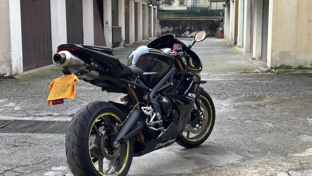 Triumph Daytona 675 ABS (2009 - 13)  (5)