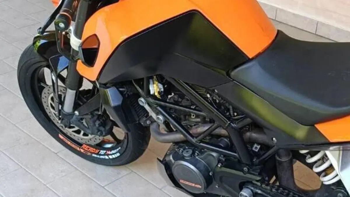 KTM 125 Duke (2010 - 2012)  (3)