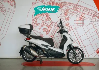 Piaggio Beverly 300 ABS-ASR (2021 - 25) - Annuncio 10102453
