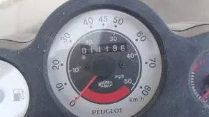 Peugeot Speedfight 2 50 LC  (7)