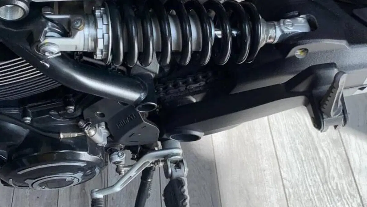 Ducati Scrambler 1100 Pro (2020 - 22)  (8)