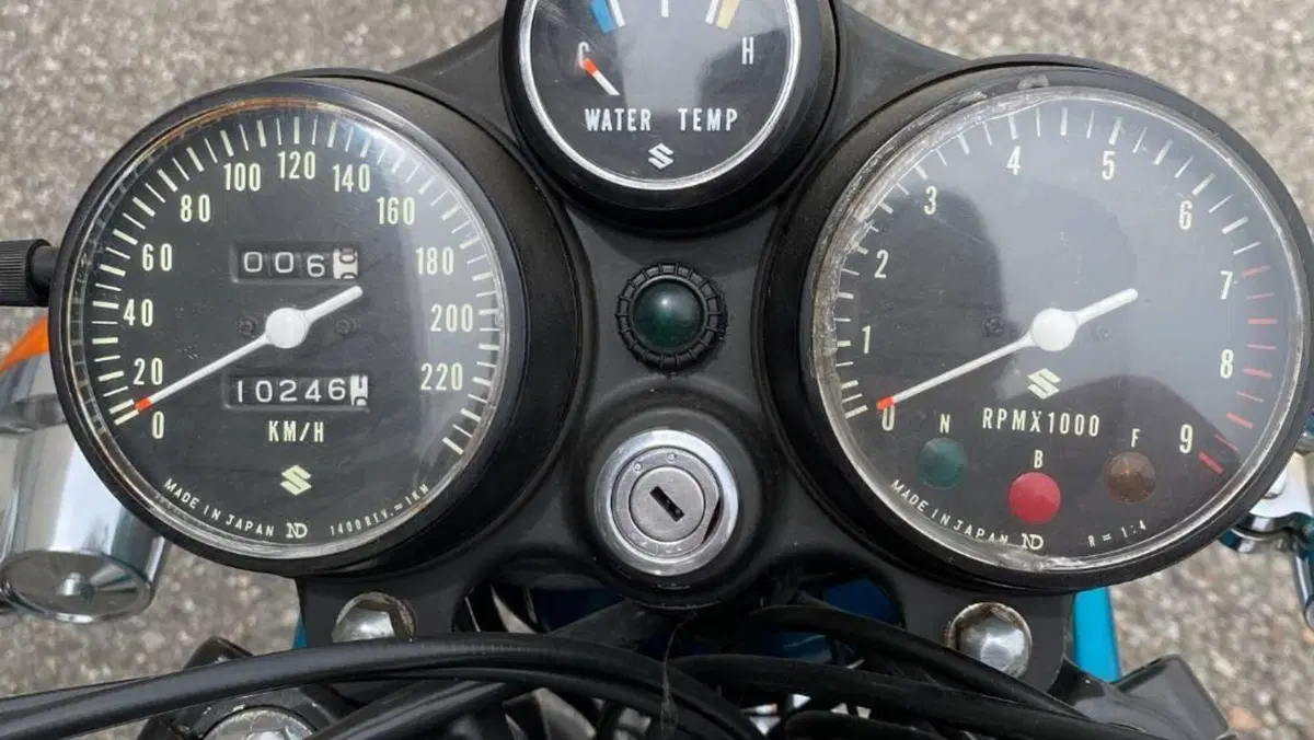 Suzuki   (5)