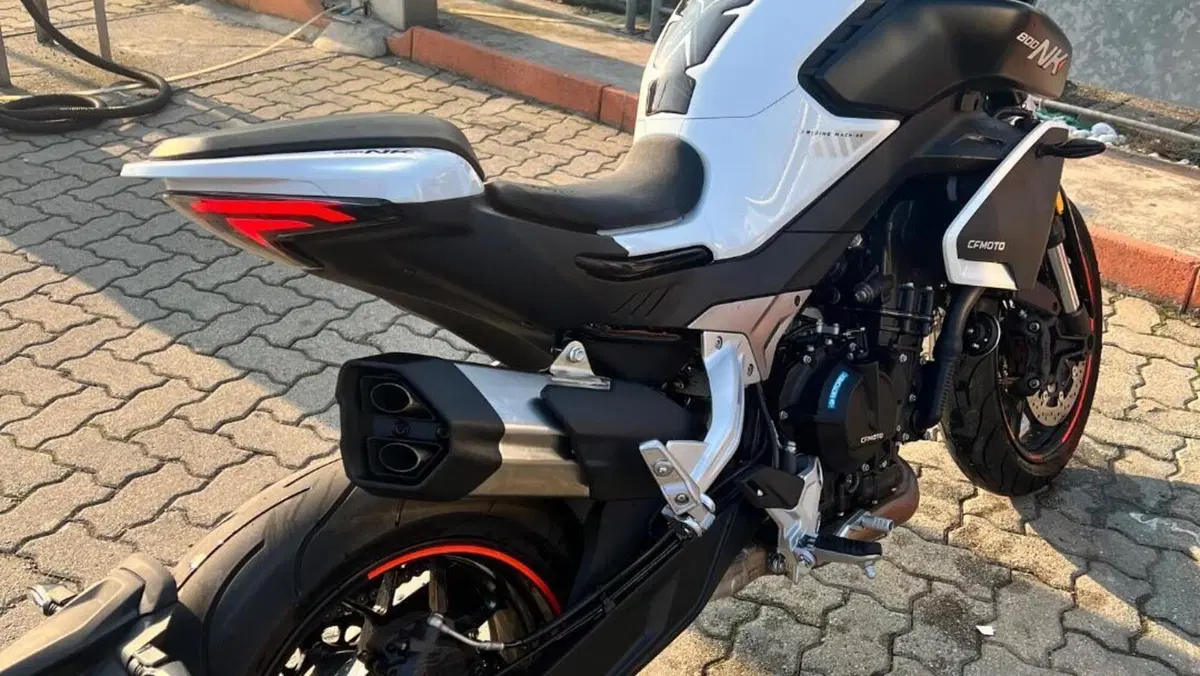 CFMOTO 800NK Advanced (2023 - 26)  (4)