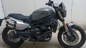 Benelli Leoncino 800 Trail (2022 - 26) 