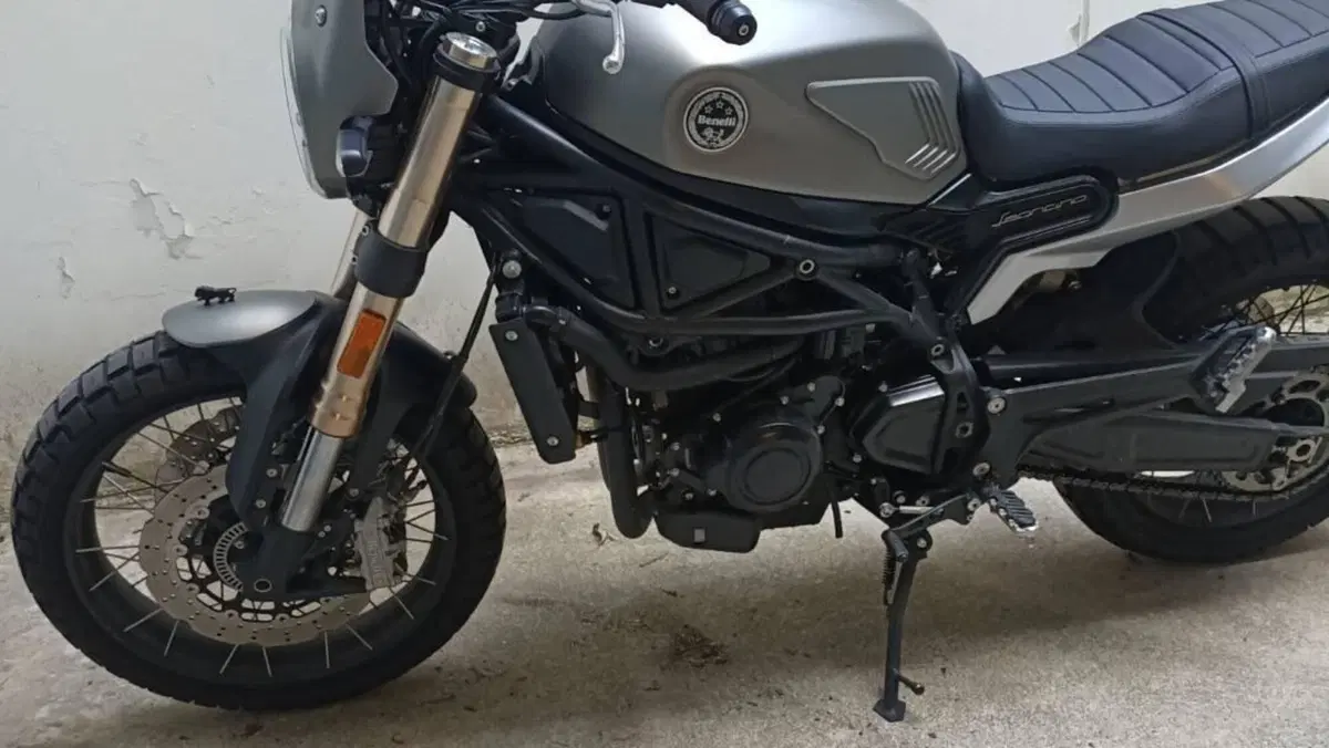 Benelli Leoncino 800 Trail (2022 - 26)  (4)