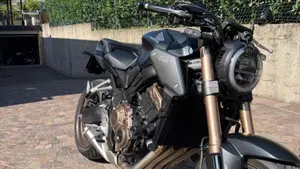Honda CB 650 R (2021 - 23)  (5)