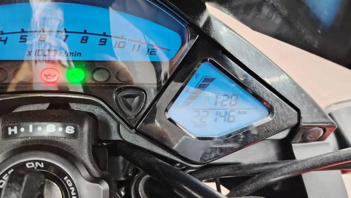 Honda CB 1000 R (2008 - 10)  (4)
