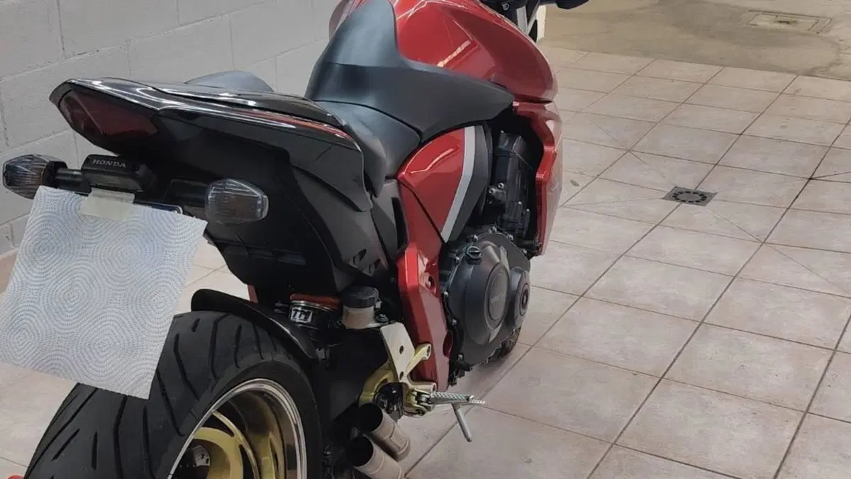 Honda CB 1000 R (2008 - 10)  (7)
