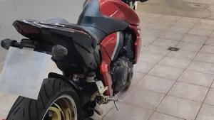 Honda CB 1000 R (2008 - 10)  (7)