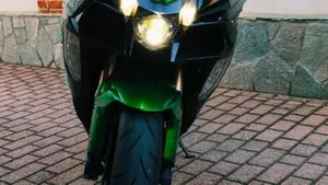 Kawasaki Ninja H2 SX SE (2018 - 20)  (2)
