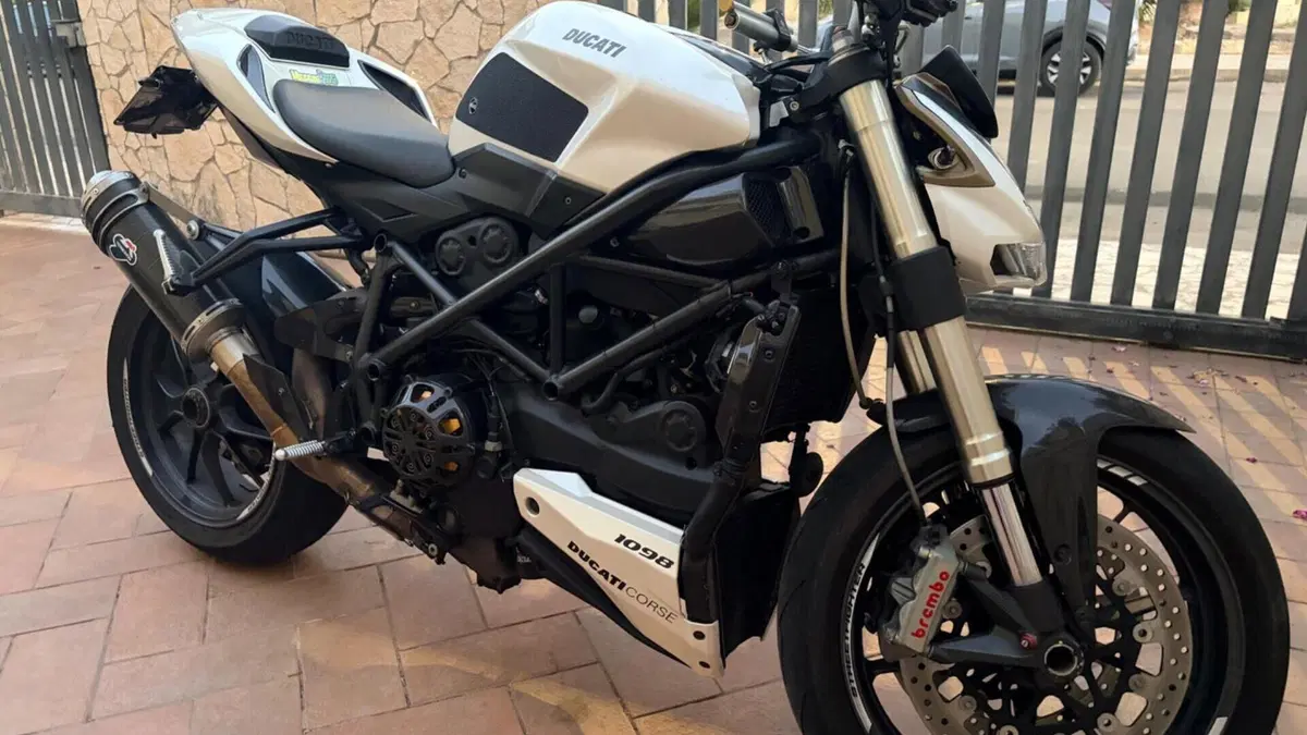 Ducati Streetfighter (2009 - 12) 