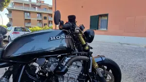 Honda Hornet 600 (1998 - 00)  (3)