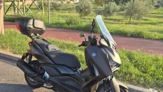 Yamaha X-Max 300 Tech Max+ (2025 - 26) usata