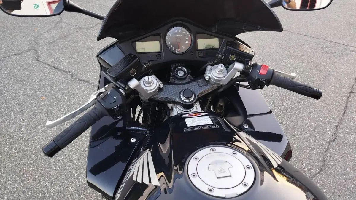 Honda VFR 800 (2002 - 05)  (17)