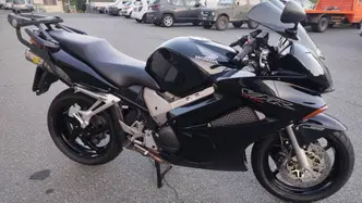 Honda VFR 800 (2002 - 05) usata