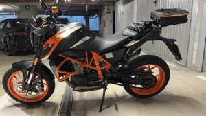 KTM 690 Duke R (2016 - 17)  (4)