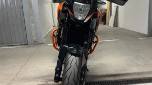 KTM 690 Duke R (2016 - 17)  (5)