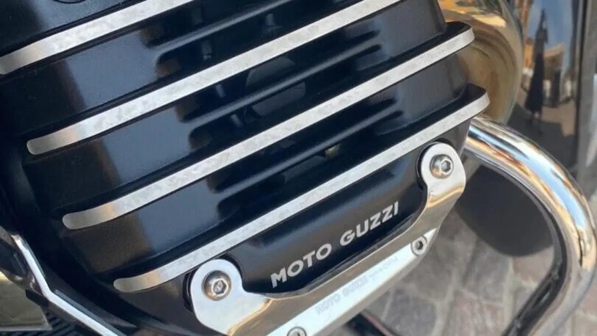 Moto Guzzi California 1400 Touring (2012 - 16)  (3)