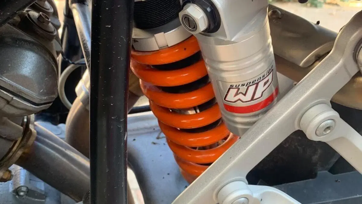 KTM 950 Supermoto (2006 - 08)  (5)