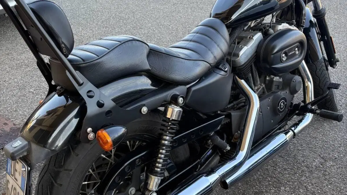 Harley-Davidson XL 1200N Nightster (2008 - 12)  (4)