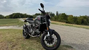 Ducati Monster 937 (2021 - 25)  (3)