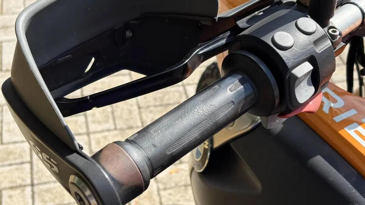 Bmw R 1200 GS (2010 - 12)  (16)